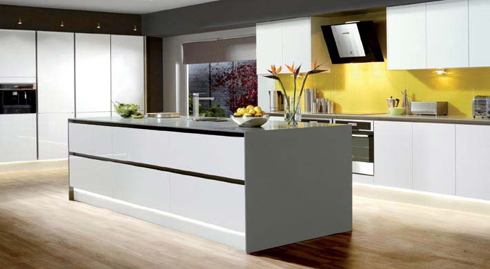 Magnet Integra White Kitchen